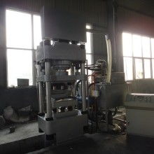 滕州市姜屯鸿翔机械厂 专业液压机械设备制造商